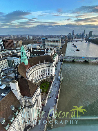 London, (eye)